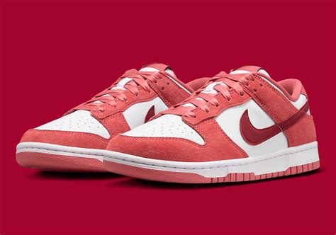 dunk low valentine's day 2024